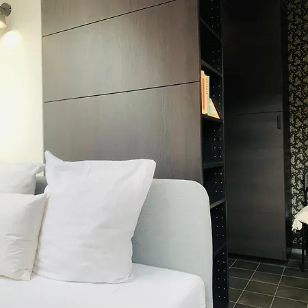 Cozy Friendly Place With Free Parking Prague Exterior photo