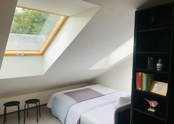 Cozy Friendly Place With Free Parking