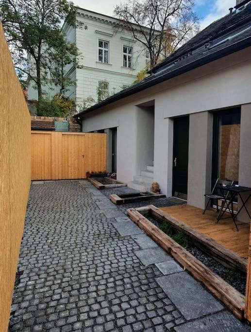 Apartmán Cozy Friendly Place With Free Parking