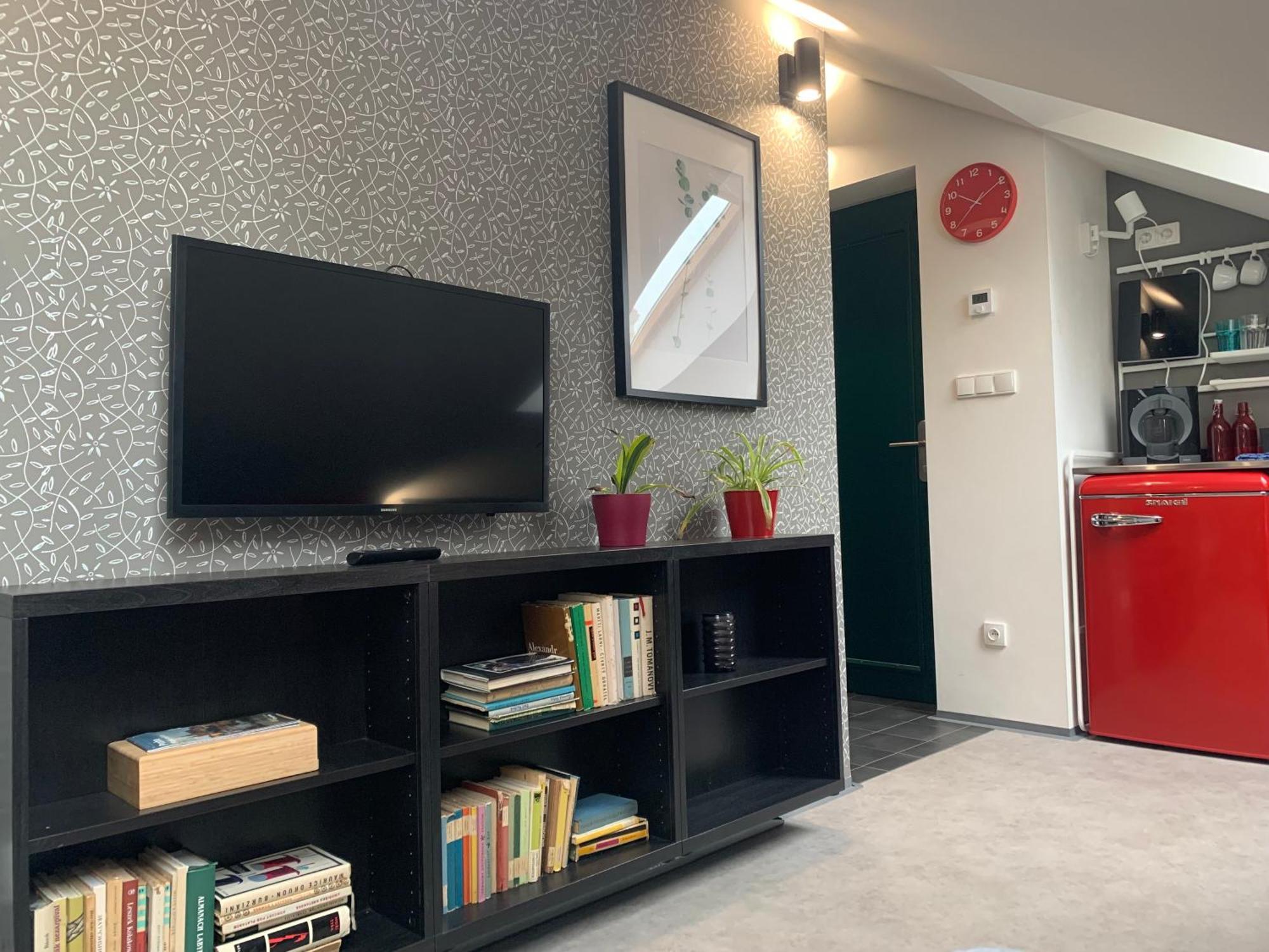 Cozy Friendly Place With Free Parking Apartmán *